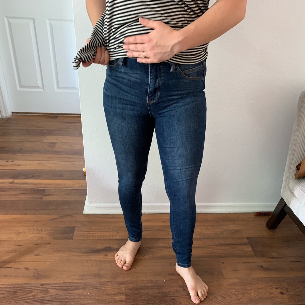 Carly Jean Los Angeles “Jett” high rise jeans